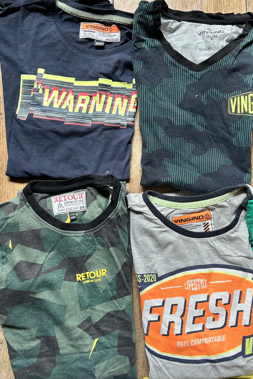 Te koop 12 t-shirts maat 164 Vingino/Retour