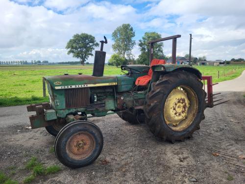 John Deere 1120