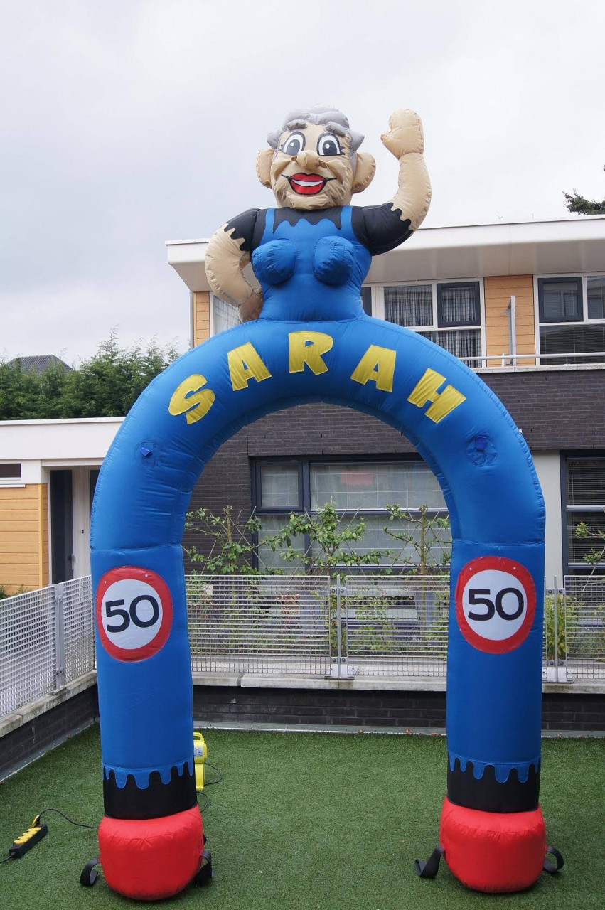 Sarah of Abraham te huur Blowitups