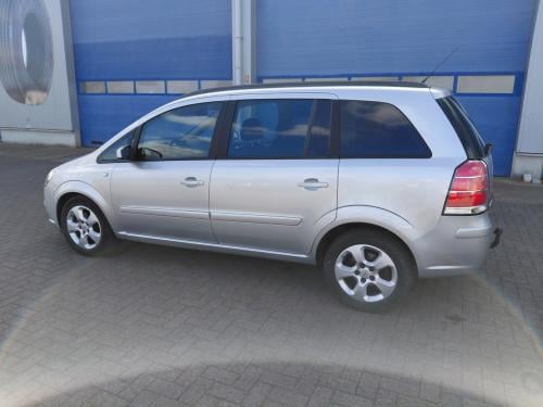 Opel Zafira B 1,8