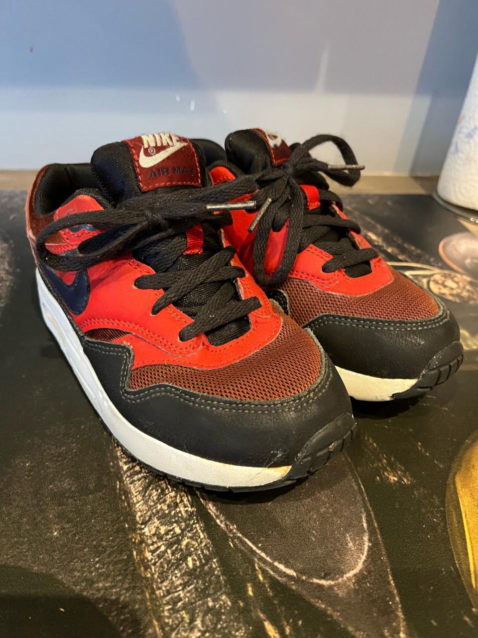 Nike Air Max 1 maat 32