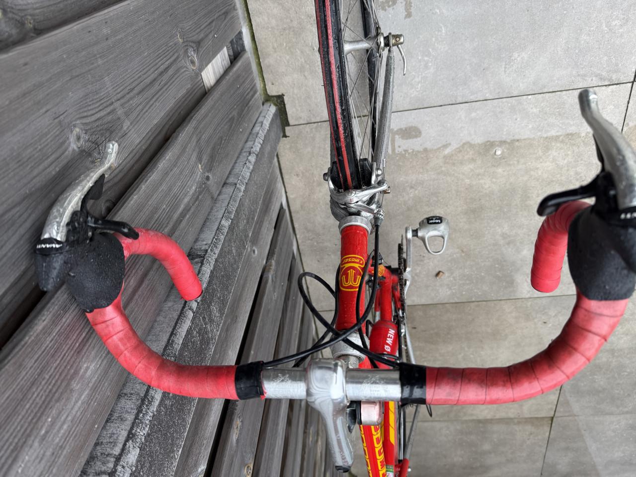 VINTAGE. F Moser Koersfiets. Italiaanse staal.