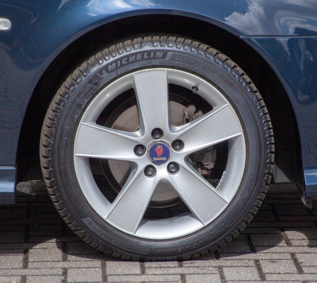 Saab 9-3 cabrio 1.8t vector