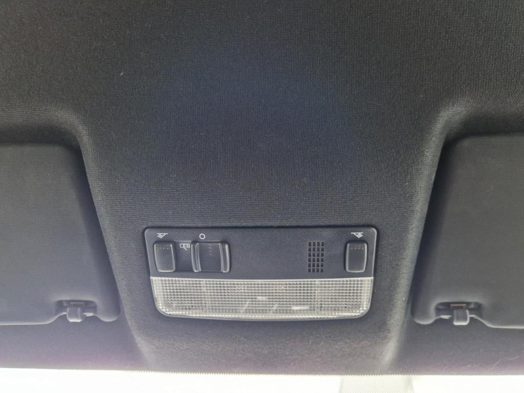 Seat Mii 1.0 mii by cosmopolitan