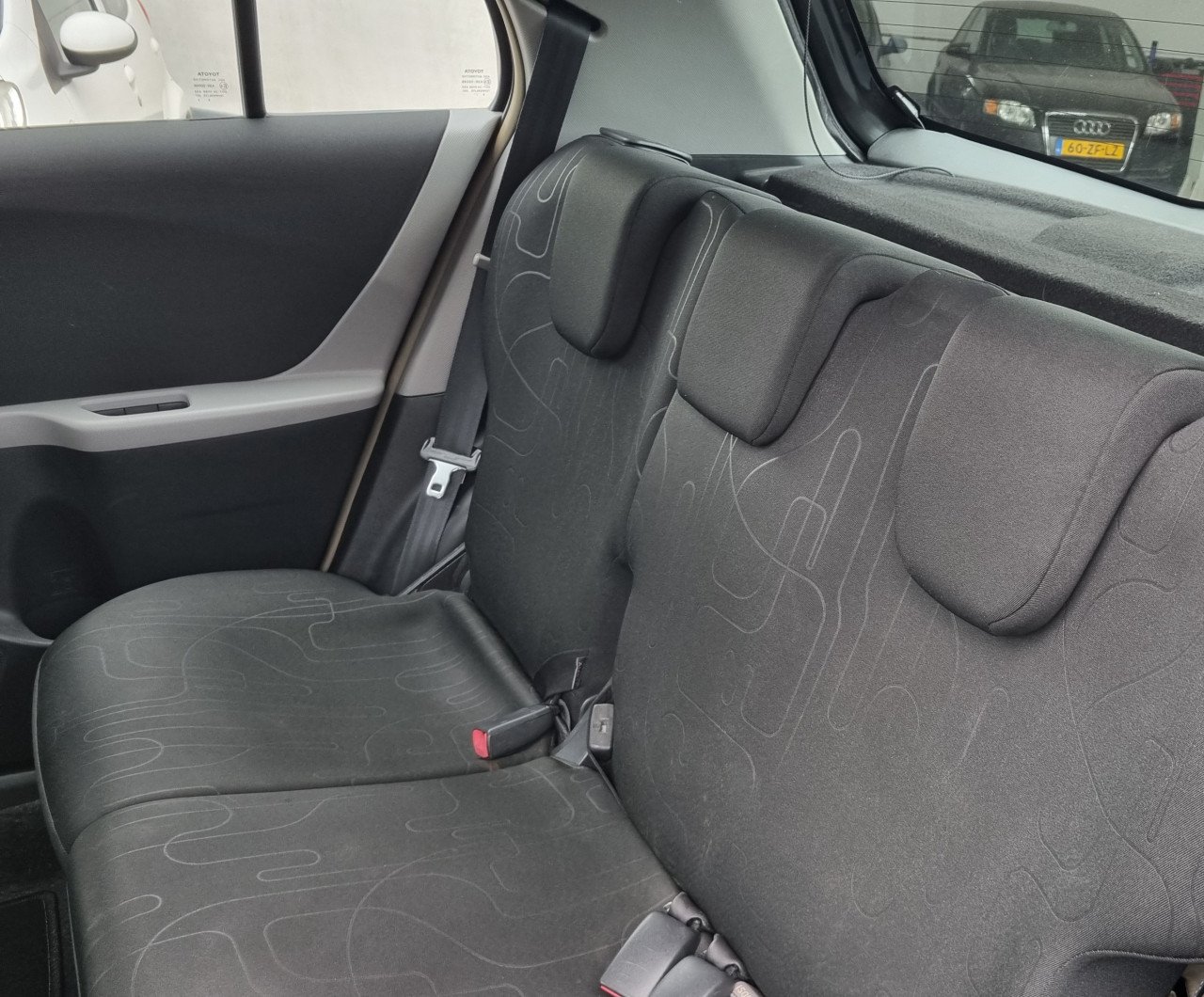 Toyota Yaris 1.0 VVTi Acces