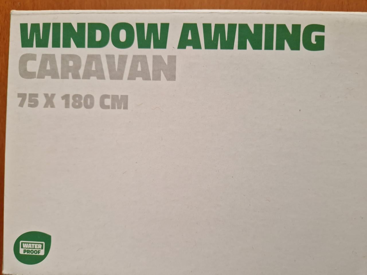 Raamluifel caravan Bo-Camp