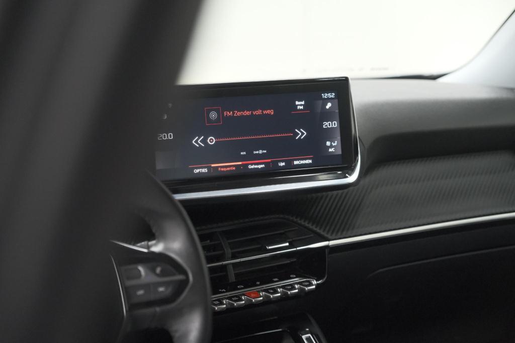 Peugeot 2008 puretech 130 blue lease allure | camera | navigatie | parkeers