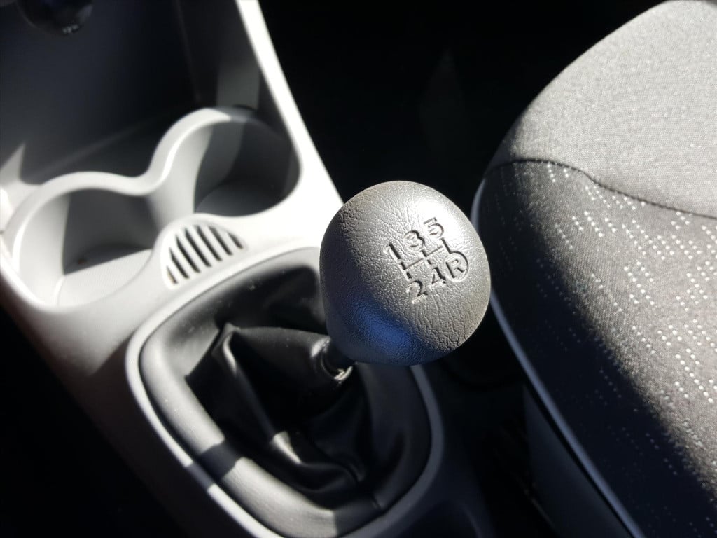 Peugeot 107 1.0 12v 68pk 5d xs airco | radio & cd-speler | lage km-stand | 