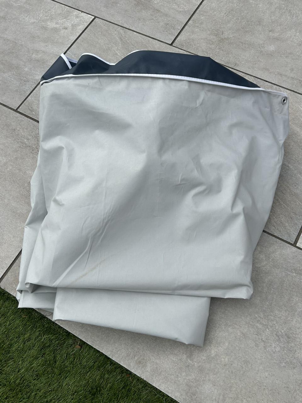 Voortent incl nieuwe luifel