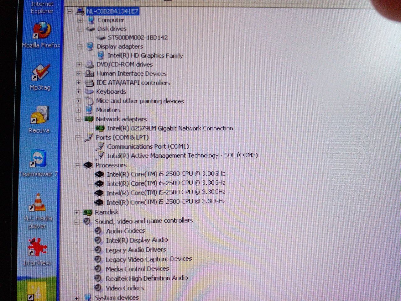 HP 8200 Elite Intel i5 met Windows XP SP3 + MS DOS box.