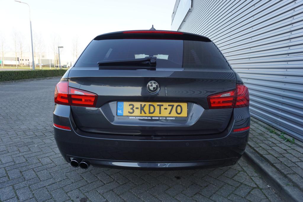 BMW 5 Serie touring 520i high executive automaat - climate / navi / cruise 