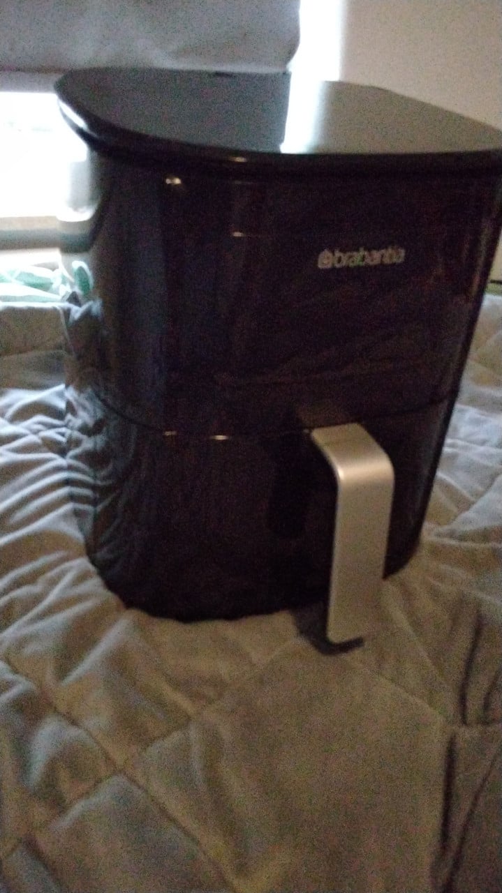 Zo goed als nieuwe airfryer van brabantia