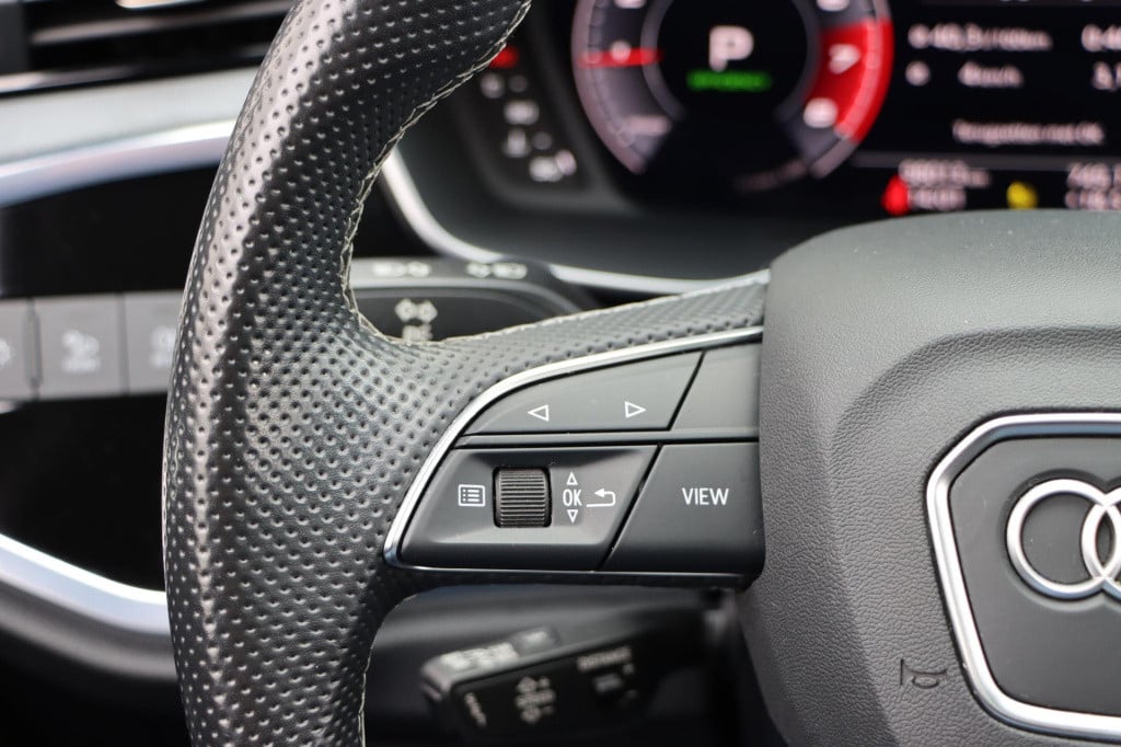 Audi Q3 35 tfsi s edition 150pk s-tronic