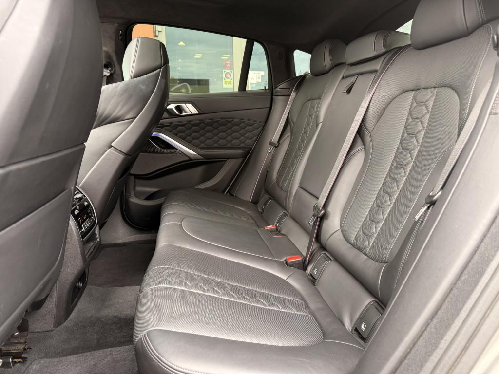 BMW X6 m competition | btw | pano | softclose | 360 camera | harman kardon 