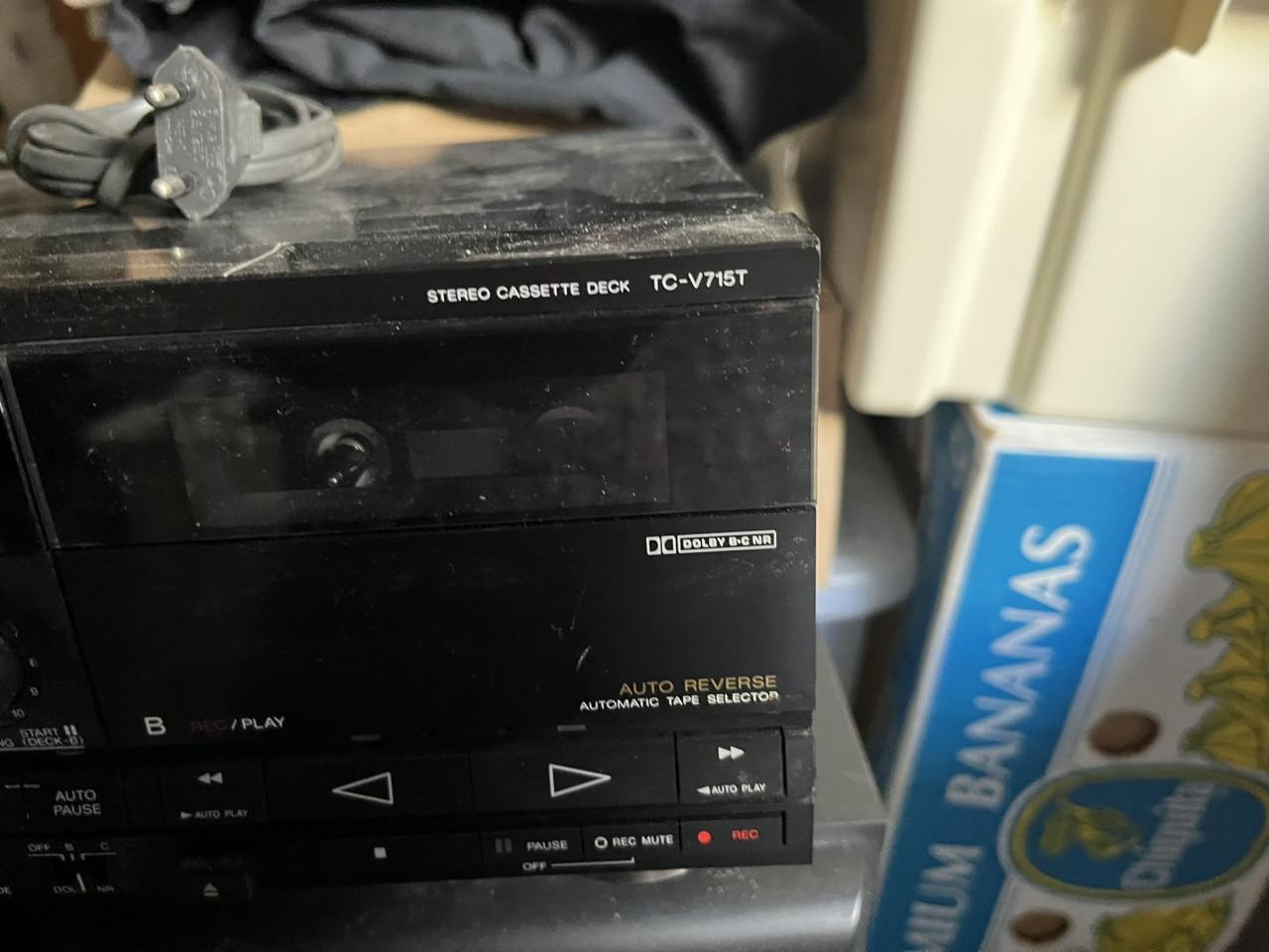 Sony Stereo cassette deck TC-V715T
