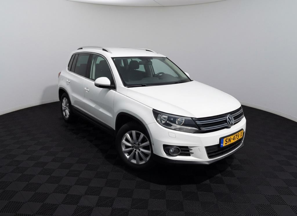 Volkswagen Tiguan 1.4 tsi sport&style 4motion