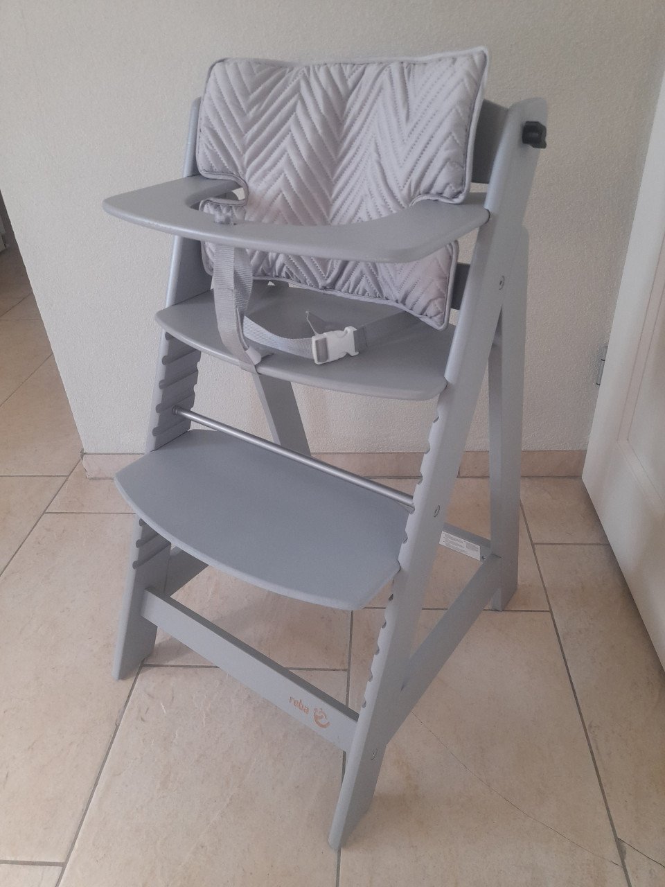 Roba Kinderstoel (in goede nette staat )