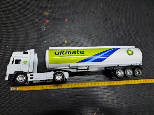 MAN truck F 2000  464