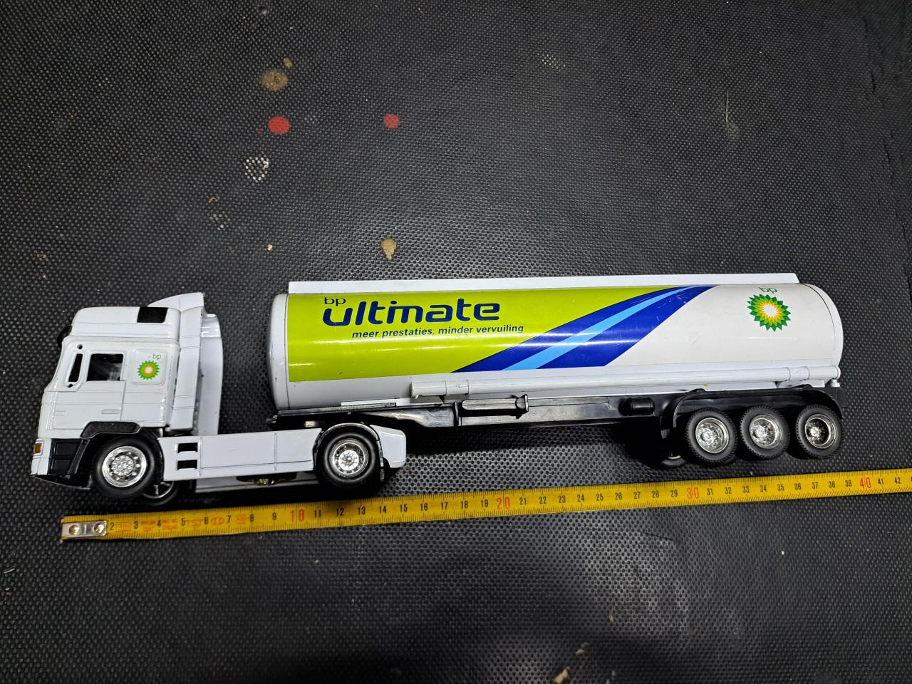 MAN truck F 2000  464