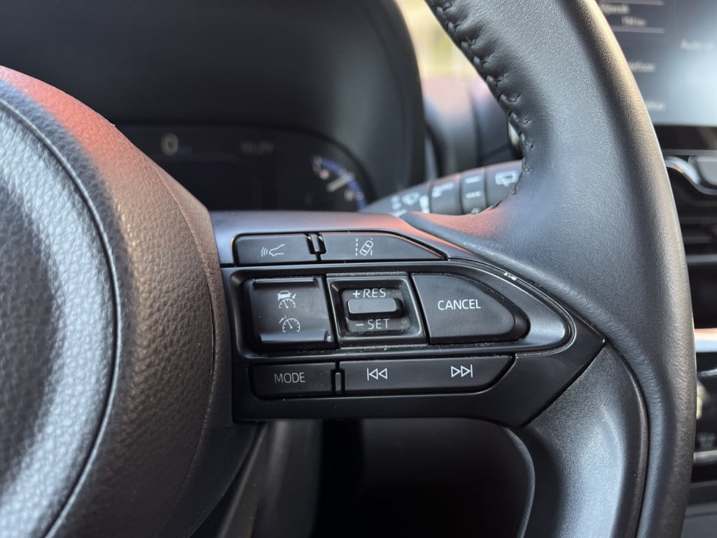 Toyota Yaris Cross 1.5 hybrid dynamic | camera | acc | carplay | keyless