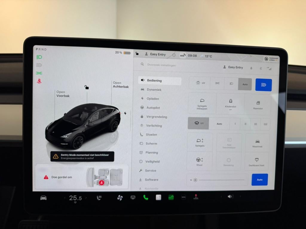 Tesla Model Y long range awd 75 kwh
