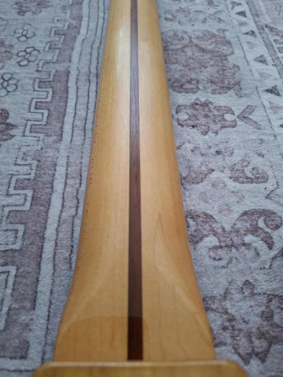 Fender Peterbuilt Jazz basgitaar naturel z.g.a.n.