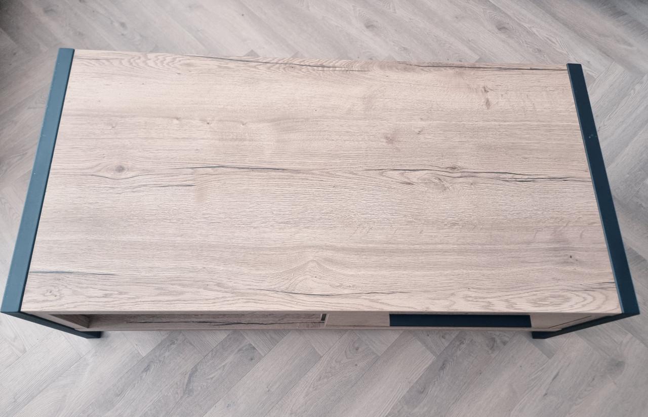 ✨ Stijlvolle Salontafel – Zo Goed Als Nieuw | Premium Center Table – As New