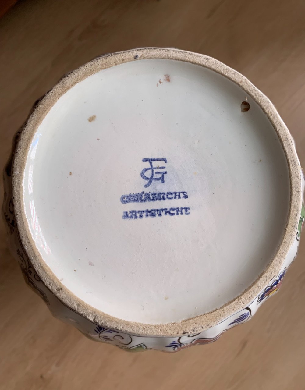 GROTE VINTAGE HAND BESCHILDERDE VAAS