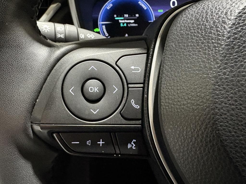 Toyota Corolla Cross 2.0 hp hybrid first edition