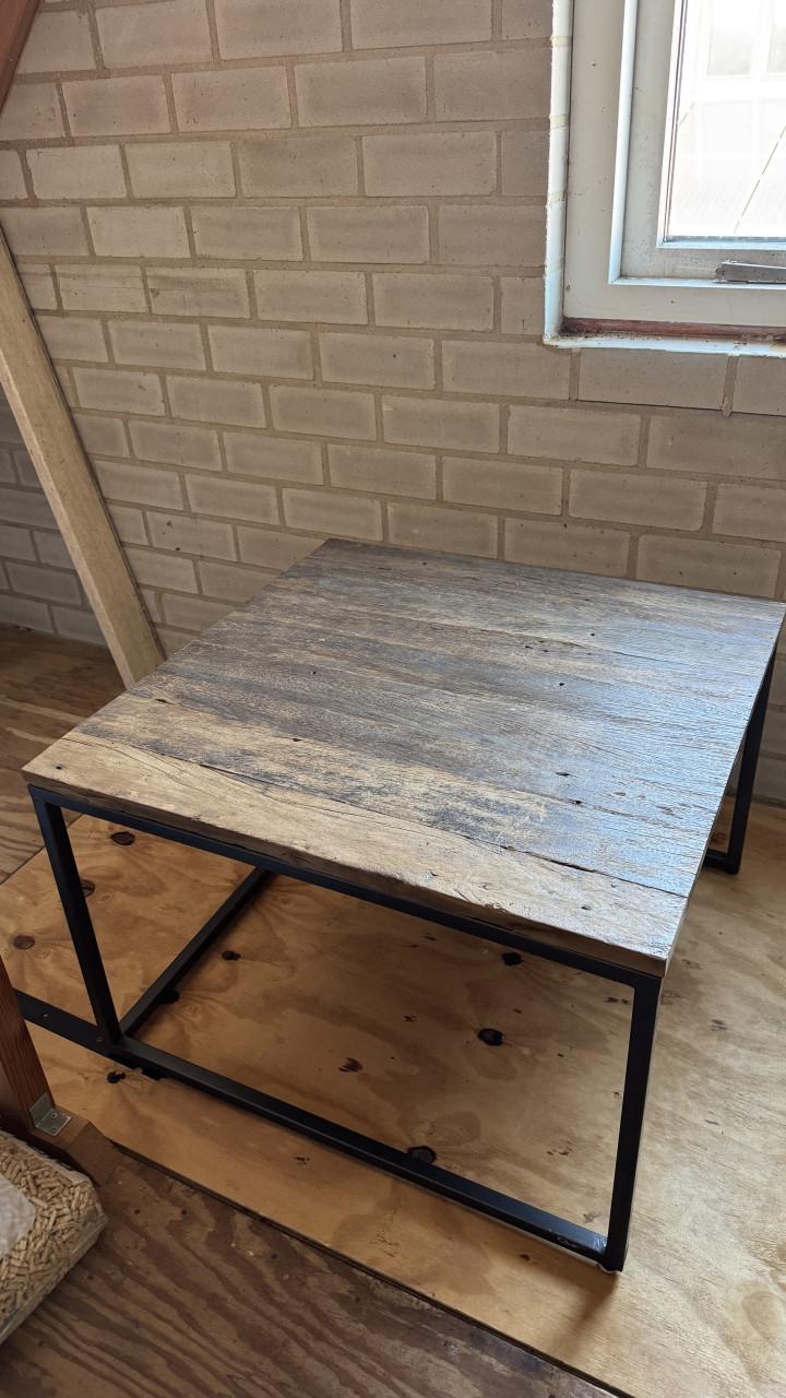 Industriële bijzettafeltjes - set 3 stuks