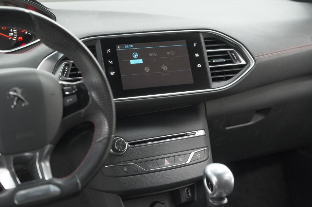 Peugeot 308 sw puretech 130 gt-line | trekhaak | panoramadak | camera | alc