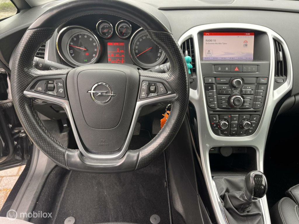 Opel Astra sports tourer 1.4 turbo sport + xenon leer