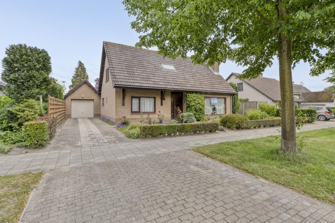 Vrijstaande woning Heinkenszand prachtige tuin Heinkenszand 600m2 garage