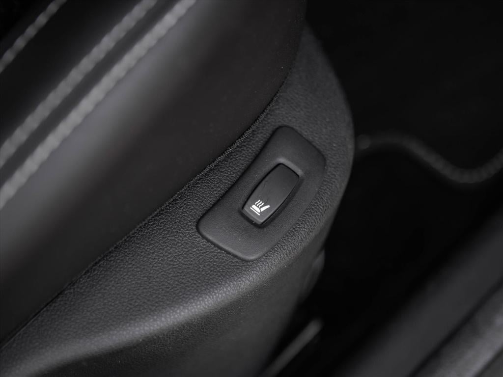 Renault Clio estate 1.2 tce 120pk intens | camera | stoelverwarming | navig