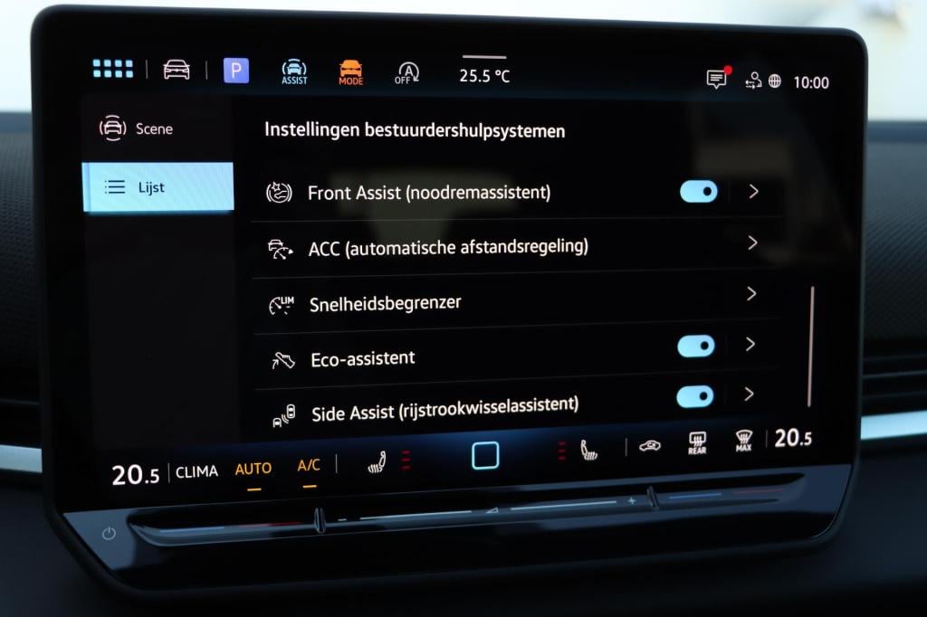 Volkswagen T-roc 1.5 etsi r-line first edition 150pk dsg7