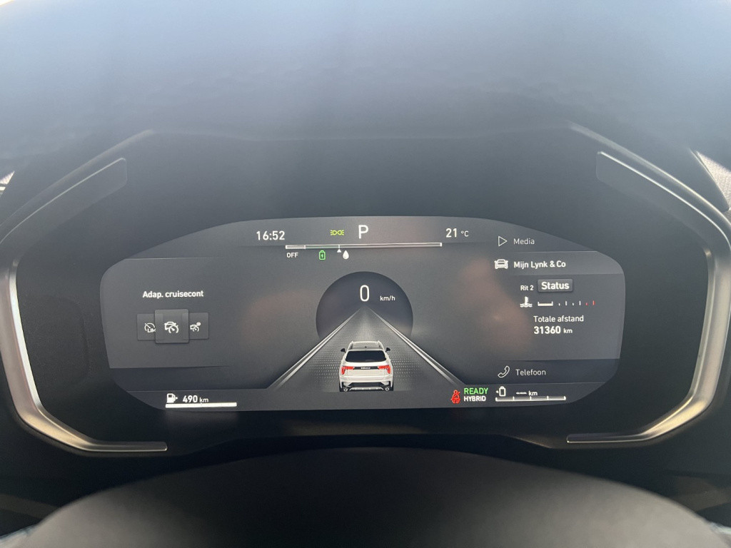 Lynk & Co 01 1.5 261pk plug in hybrid , pano dak , 360 gr camera , car play