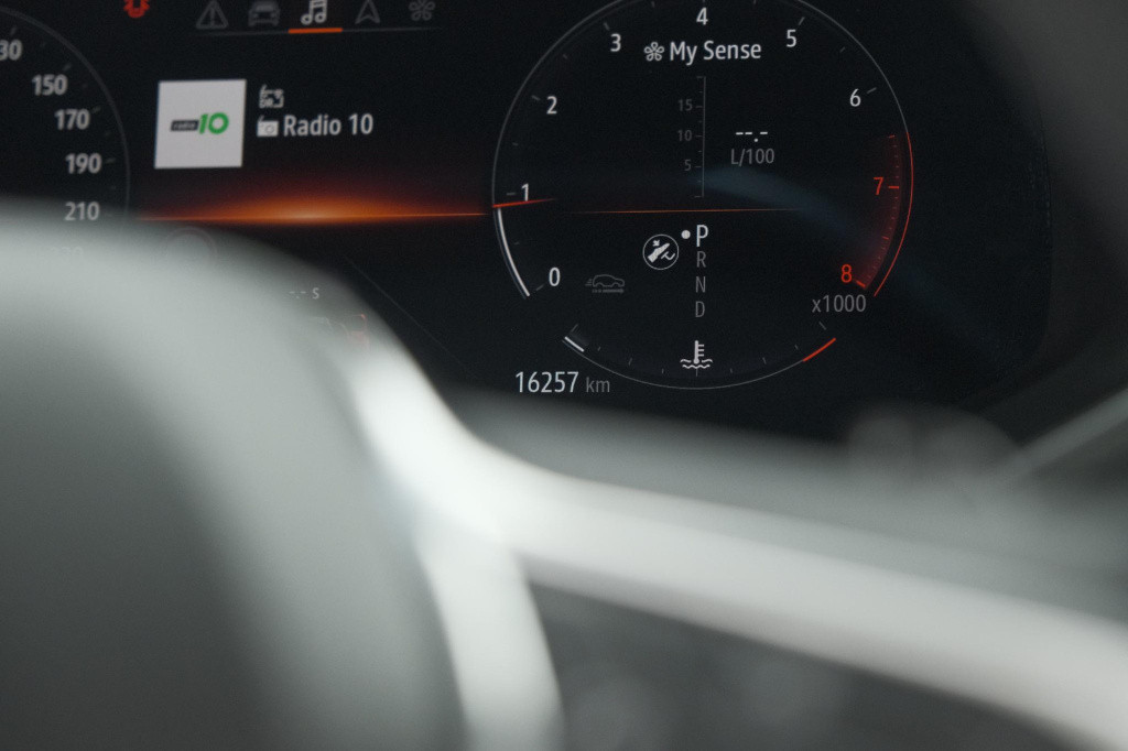 Renault Captur mild hybrid 140 edc techno | trekhaak | 360 camera | 9.3 inc