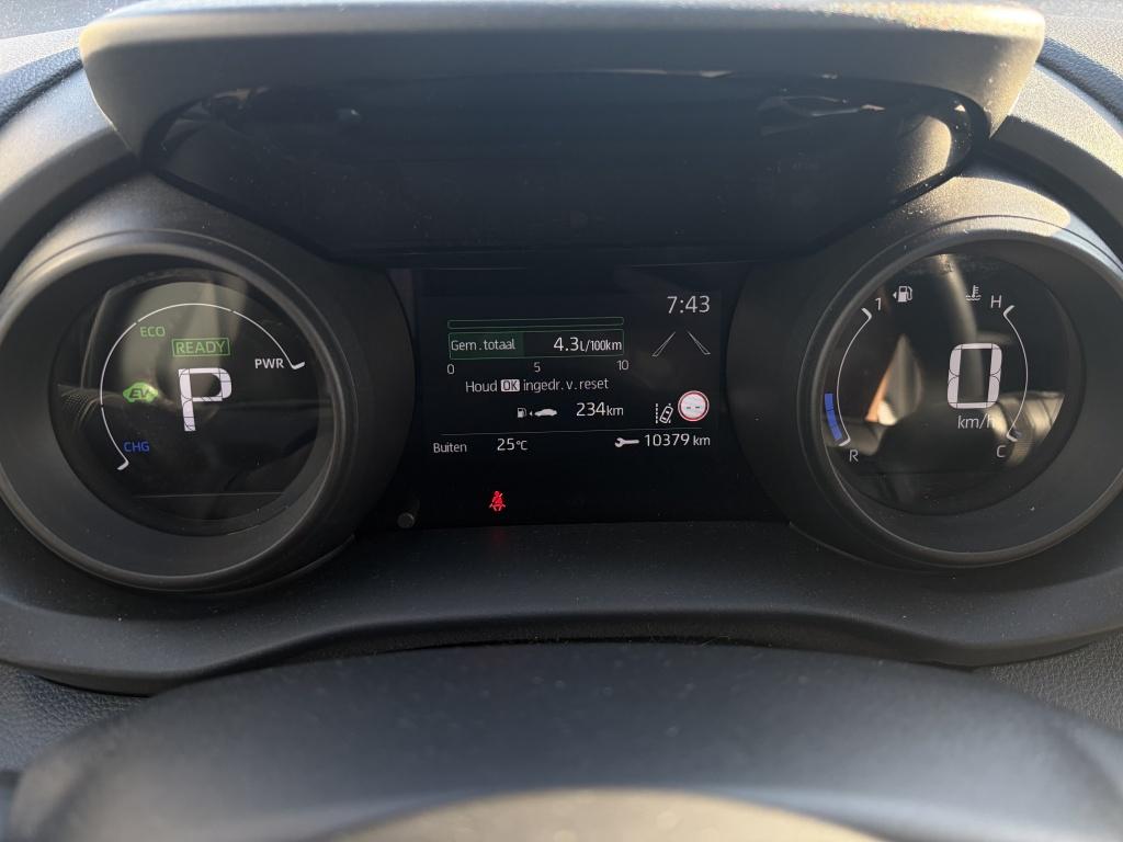 Toyota Yaris 1.5 hybrid dynamic
