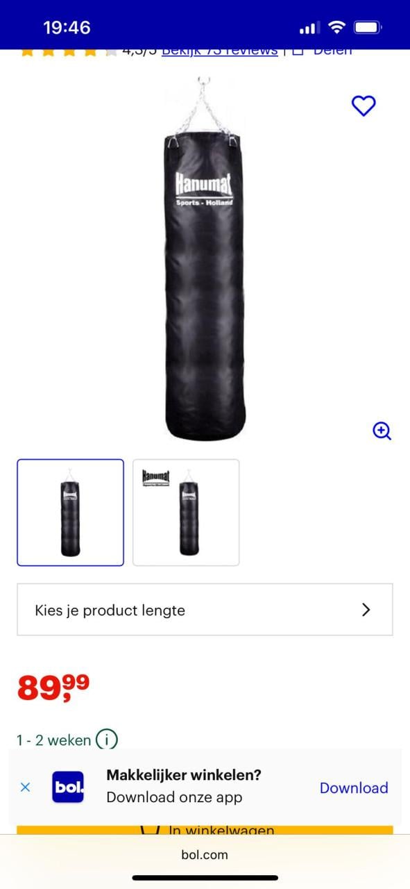 Bokszak met ketting en handschoenen