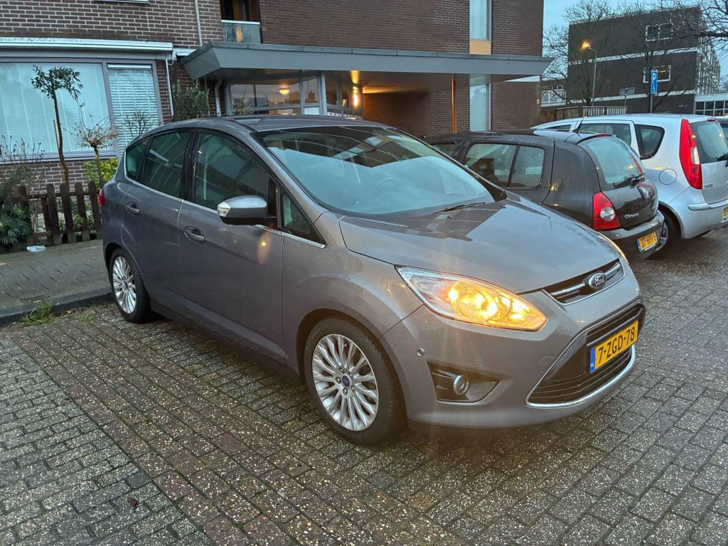Ford C-max 1.0 edition plus