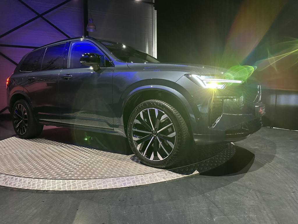 Volvo XC90 2.0 t8 plug-in hybrid awd plus dark *luchtvering*pano*surroundvi