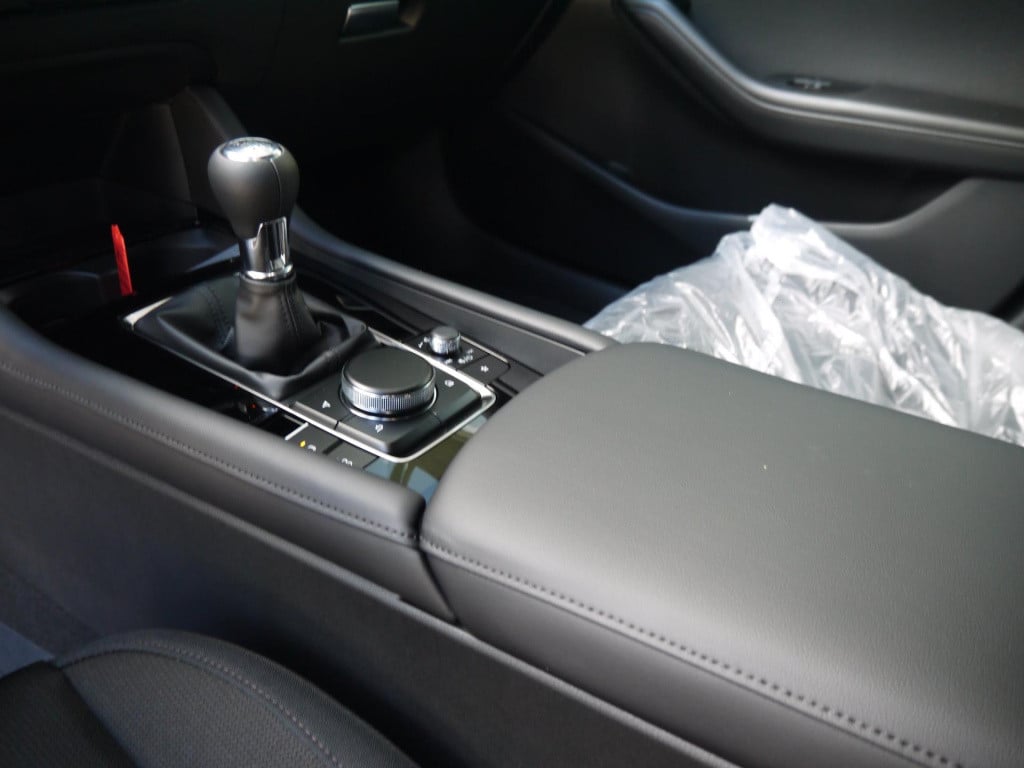 Mazda 3 2.5 e-skyactiv-g m hybrid 140 exclusive-line