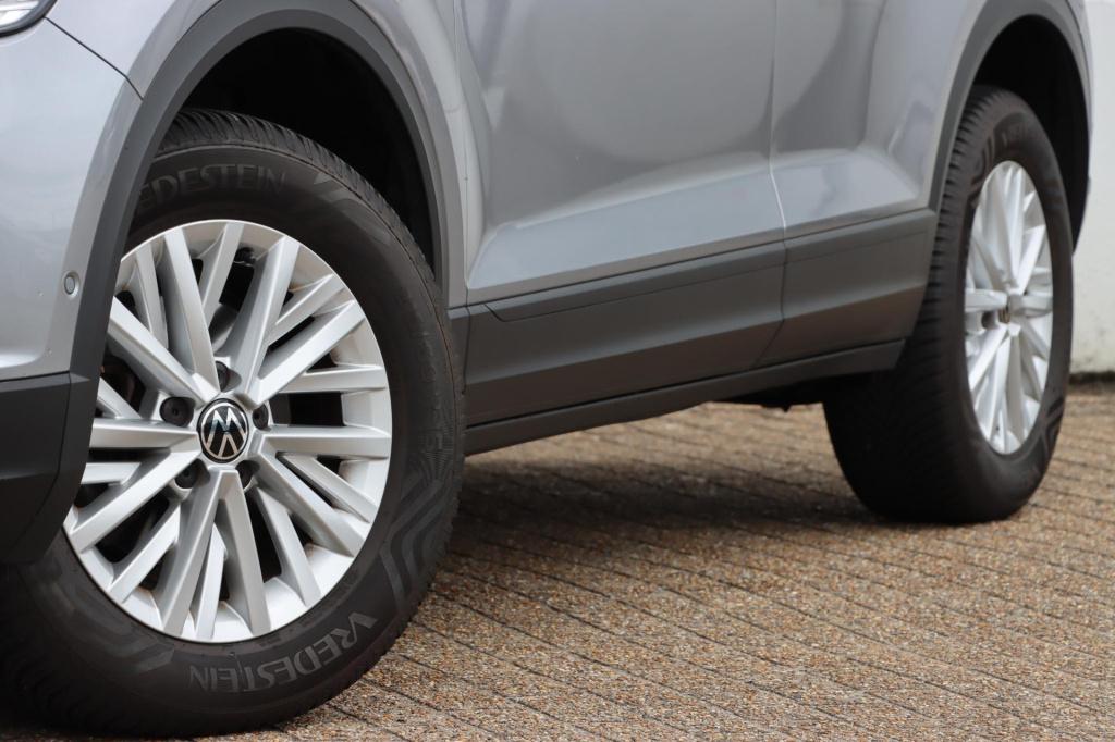 Volkswagen T-roc 1.5 tsi life 150pk dsg7