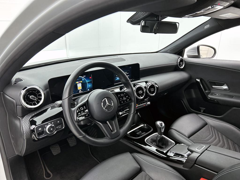 Mercedes-Benz A-Klasse 160 style | handgeschakeld | led verlichting | achte
