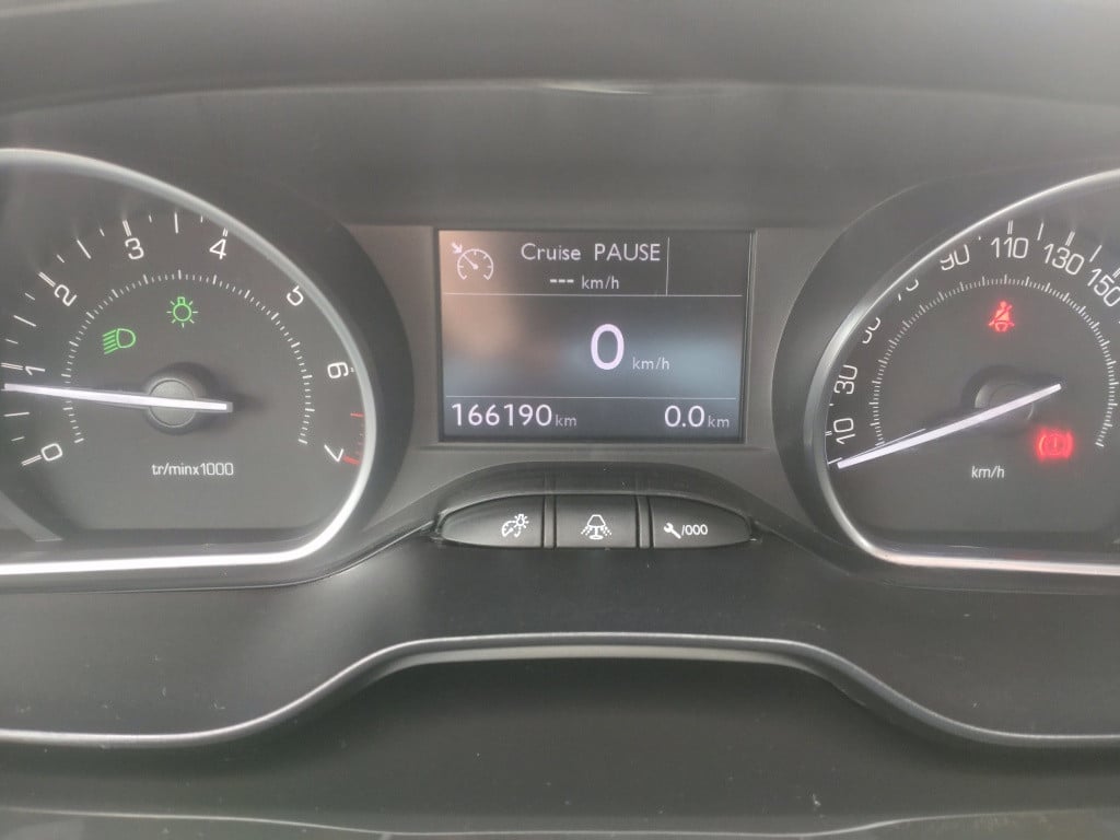 Peugeot 208 1.2 vti urban soul