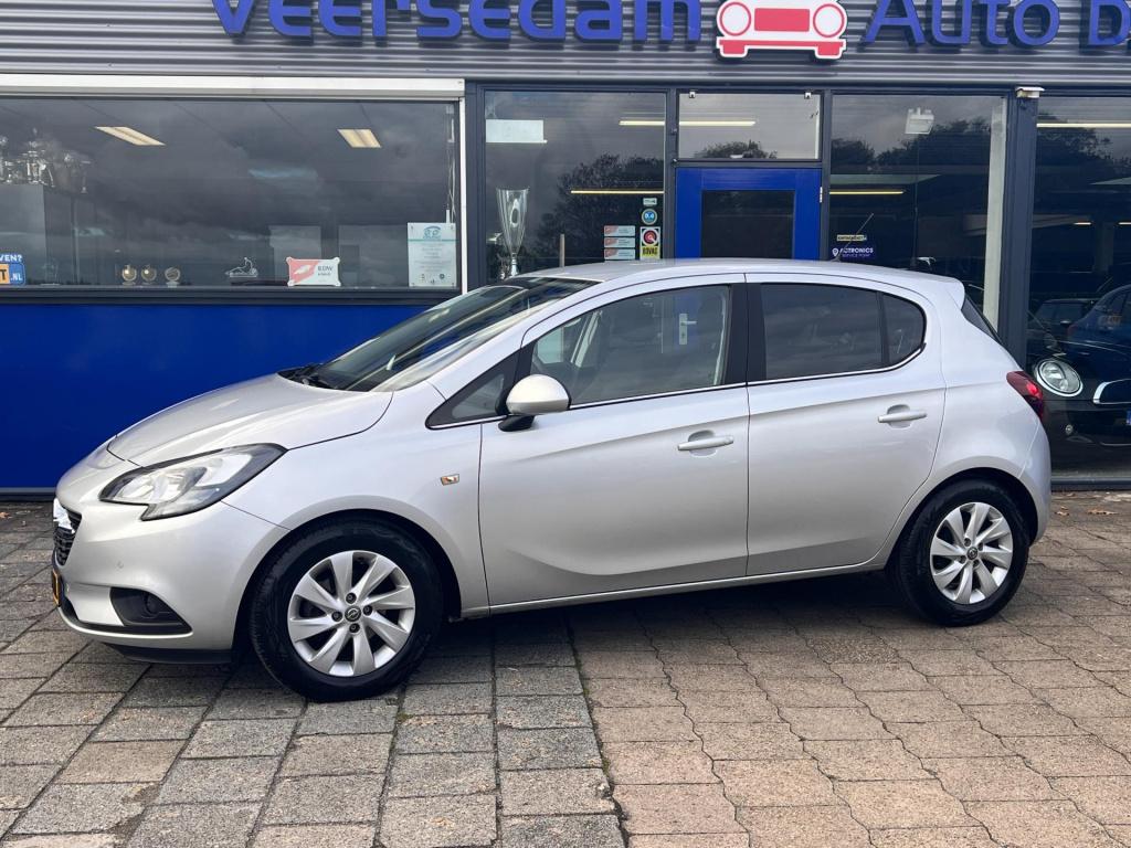 Opel Corsa 1.4 120 jaar edition, navi, afn. trekhaak, vele opties!