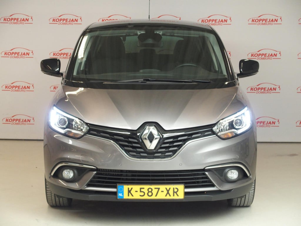Renault Scenic 1.3 tce intens trekhaak, navi, pdc v+a,