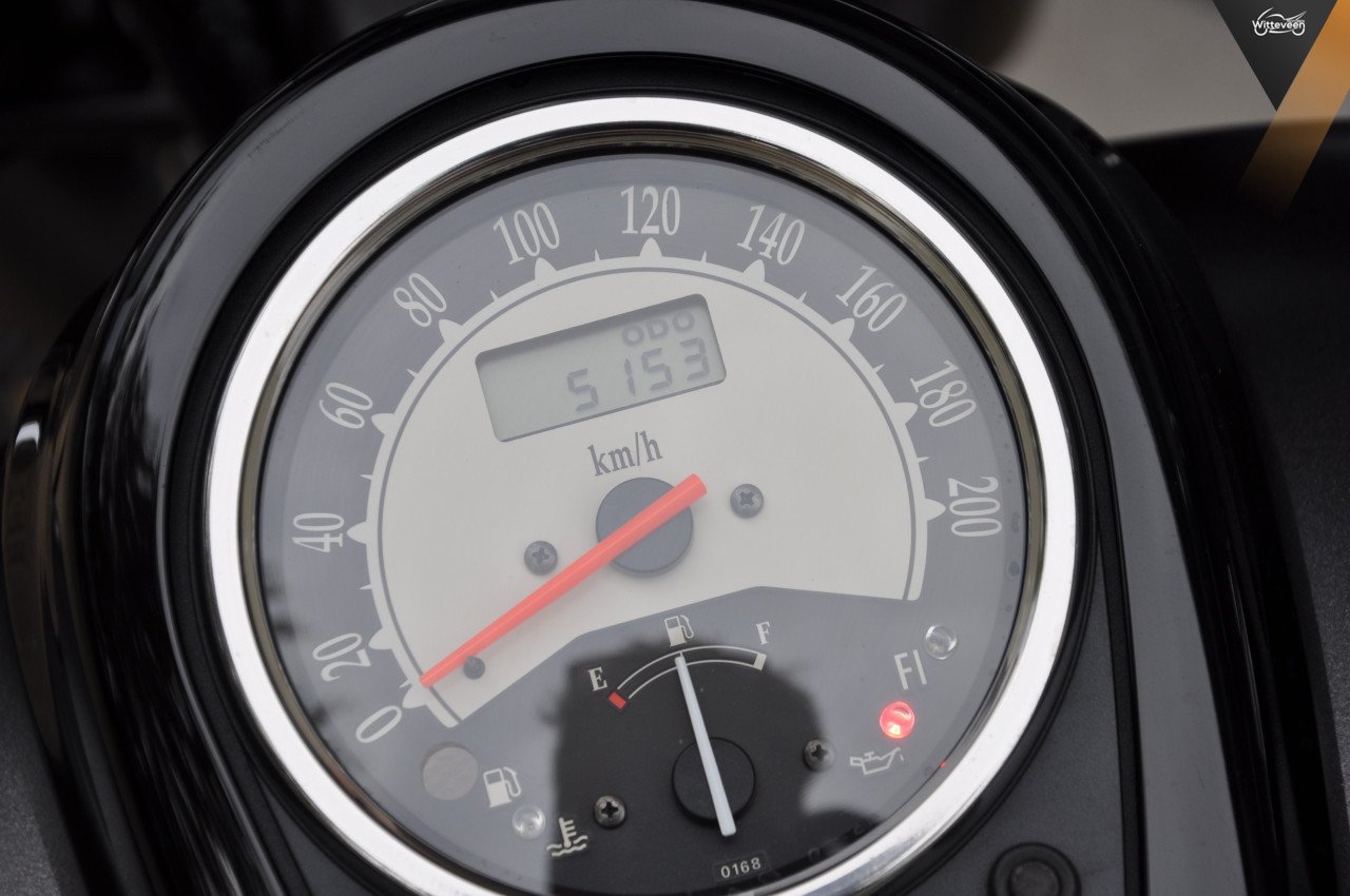 Kawasaki Vulcan 900 met maar 5100 km!