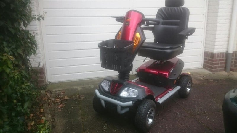 Scootmobiel PractiConfor Hurican P33