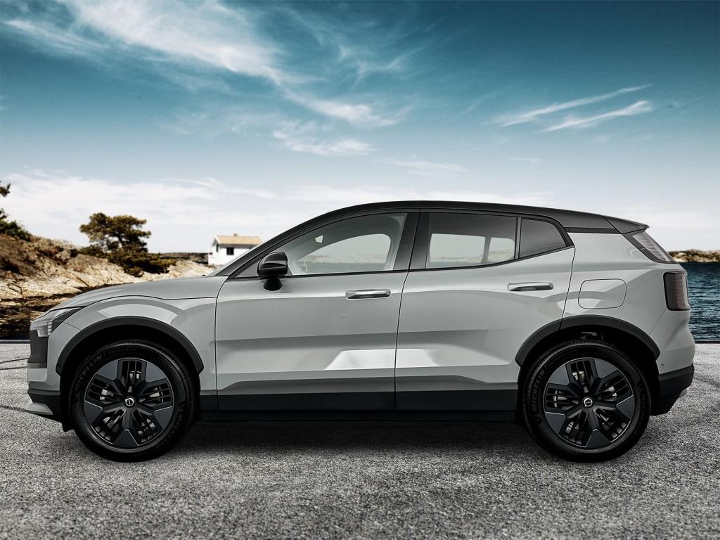 Volvo Ex30 cross country p5 long range ultra europa